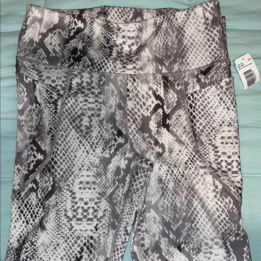 bebe Snake Print Leggings - Gray and Black